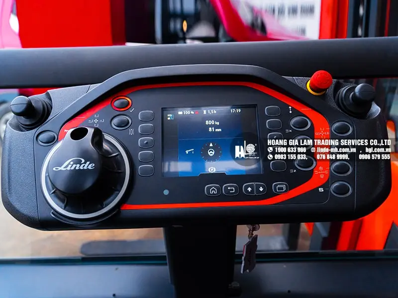 Xe nâng VNA Linde K (Đức) nâng hàng lên đến 15m, mới 100% đã về Việt Nam