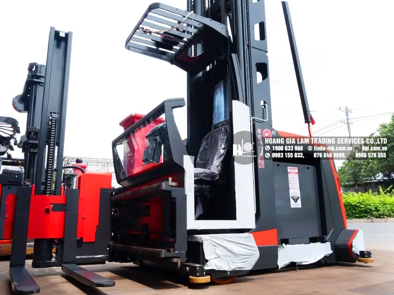 Xe nâng VNA Linde K (Đức) nâng hàng lên đến 15m, mới 100% đã về Việt Nam